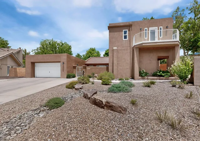 Photo 2 of Sale Pending at 5912 Canyon Crst Pl Ne, Albuquerque, NM 87111 | MLS# 1106923 | Listing updated on 2026-09-03