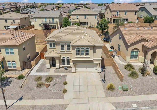 Photo 3 of Sale Pending at 6914 Wrangell Loop Ne, Rio Rancho, NM 87144 | MLS# 1106988 | Listing updated on 2026-09-16