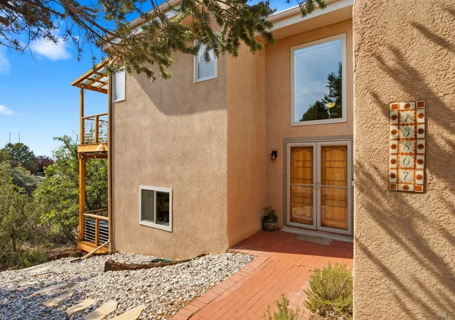 Photo 3 of Sale Pending at 13807 Winterwood Way Se, Albuquerque, NM 87123 | MLS# 1107022 | Listing updated on 2026-09-08