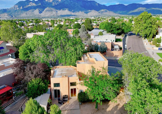 Photo 3 of Single family home for sale at 7301 Freedom Ct Ne, Albuquerque, NM 87109 | MLS# 1107071 | Listing updated on 2026-09-22