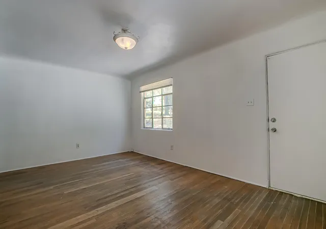 Photo 3 of Townhouse for sale at 1409,1407 Hazeldine Ave SE, Albuquerque, NM 87106 | MLS# 1107084 | Listing updated on 2026-09-08