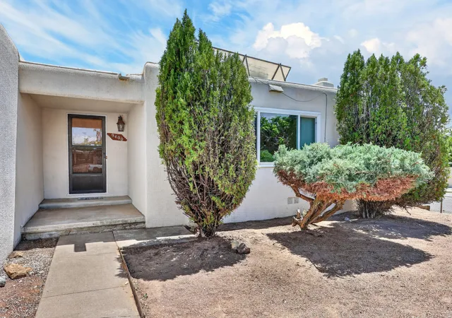 Photo 3 of Single family home for sale at 9400 Shoshone Rd Ne, Albuquerque, NM 87111 | MLS# 1107165 | Listing updated on 2026-09-03