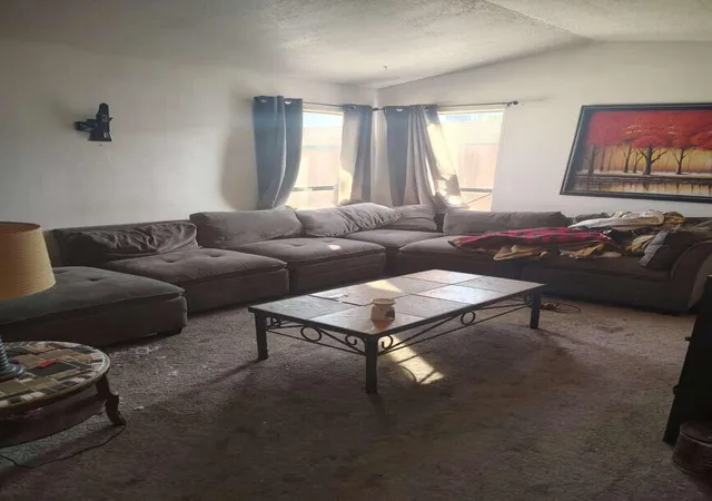 Photo 4 of Sale Pending at 259 Pearl Dr NE, Rio Rancho, NM 87124 | MLS# 1107199 | Listing updated on 2026-09-03