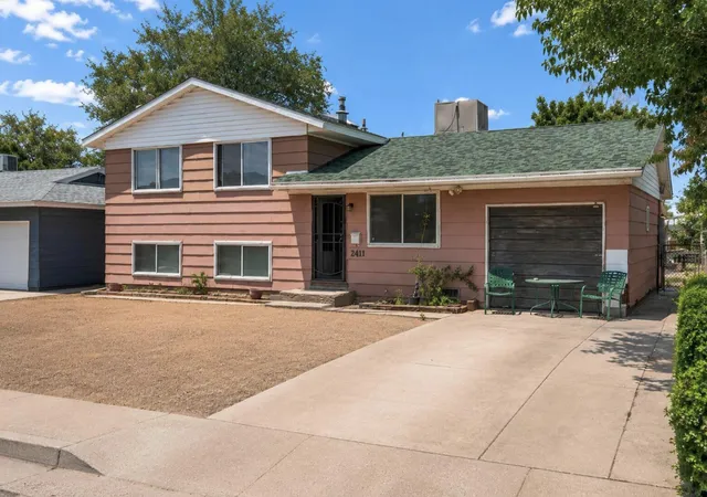 Photo 2 of Single family home for sale at 2827 Dorothy St Ne, Albuquerque, NM 87112 | MLS# 1107220 | Listing updated on 2026-10-03
