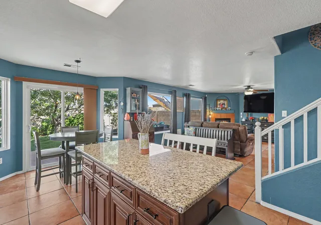 Photo 3 of Sale Pending at 612 Via Canale SW, Albuquerque, NM 87121 | MLS# 1107267 | Listing updated on 2026-09-02