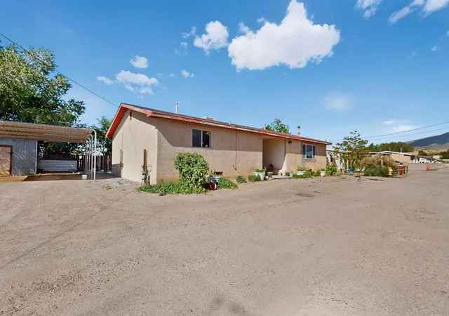 Photo 3 of Single family home for sale at 224 Margarets Ln, Bernalillo, NM 87004 | MLS# 1107308 | Listing updated on 2026-09-15