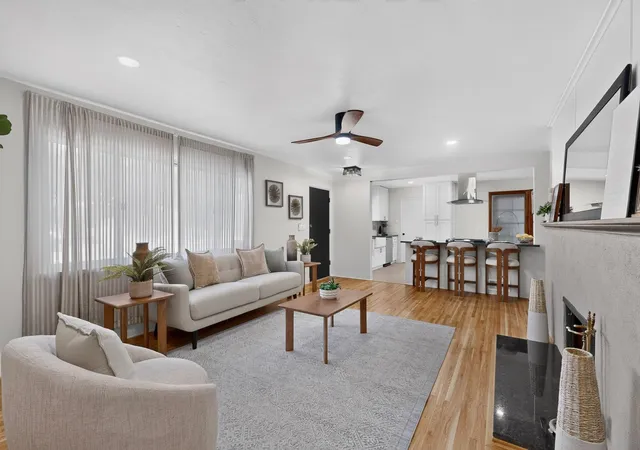 Photo 4 of Sale Pending at 1305 Chama St NE, Albuquerque, NM 87110 | MLS# 1107381 | Listing updated on 2026-09-07