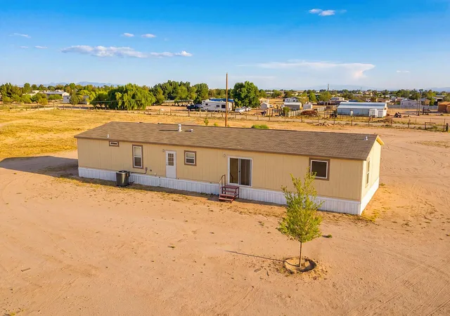 Photo 4 of Manufactured home for sale at 3 San Pasquale Ave, Los Lunas, NM 87031 | MLS# 1107439 | Listing updated on 2026-09-14