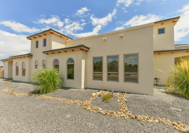 Photo 3 of Single family home for sale at 8024 Canoncito Dr NW, Albuquerque, NM 87120 | MLS# 1107445 | Listing updated on 2026-09-14