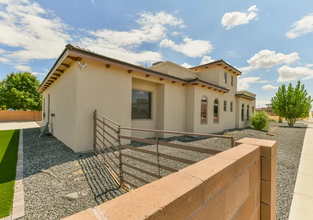 Photo 4 of Single family home for sale at 8024 Canoncito Dr NW, Albuquerque, NM 87120 | MLS# 1107445 | Listing updated on 2026-09-14