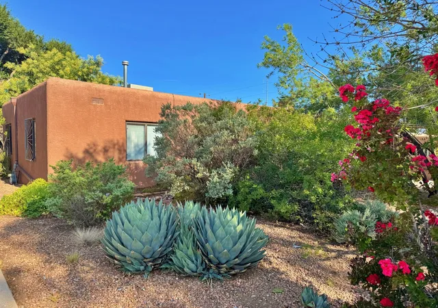 Photo 1 of Sale Pending at 1937 Truman St Ne, Albuquerque, NM 87110 | MLS# 1107505 | Listing updated on 2026-09-13