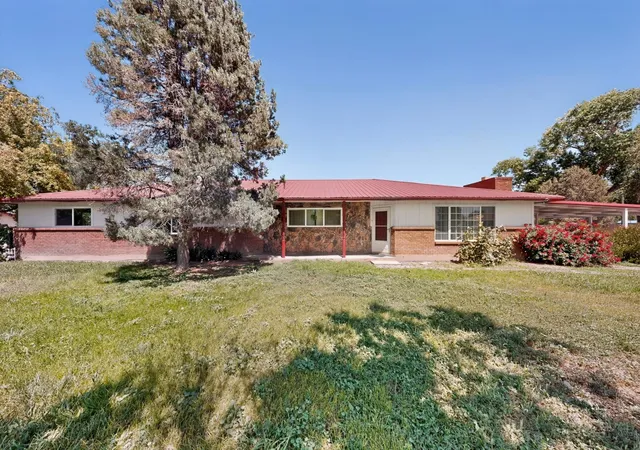Photo 2 of Single family home for sale at 1110 Ranchero Rd, Bosque Farms, NM 87068 | MLS# 1107528 | Listing updated on 2026-09-10
