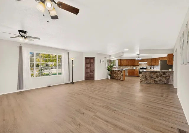 Photo 4 of Single family home for sale at 1110 Ranchero Rd, Bosque Farms, NM 87068 | MLS# 1107528 | Listing updated on 2026-09-10