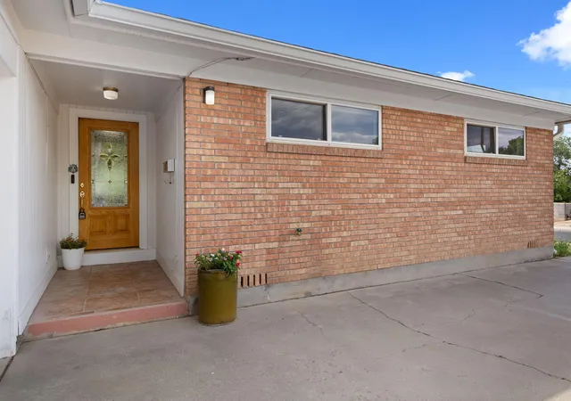 Photo 3 of Single family home for sale at 2829 San Pablo St Ne, Albuquerque, NM 87110 | MLS# 1107553 | Listing updated on 2026-09-04