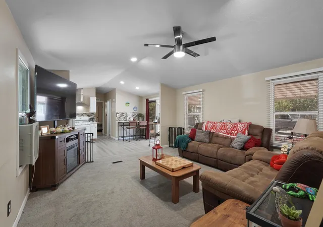 Photo 3 of Manufactured home for sale at 312 Coyote Ln SE, Albuquerque, NM 87123 | MLS# 1107559 | Listing updated on 2026-09-04