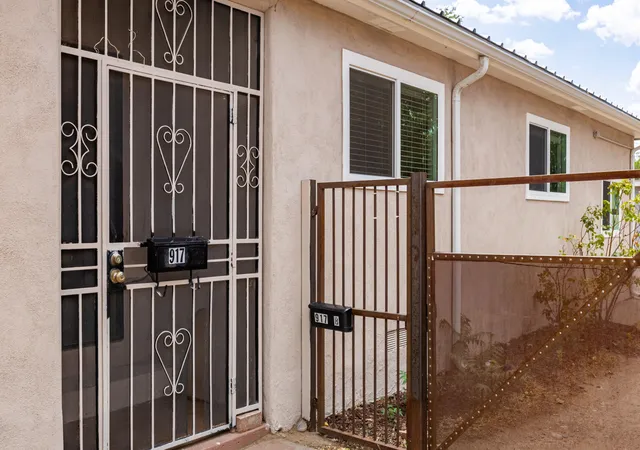 Photo 3 of Sale Pending at 917 8th Street Sw, Albuquerque, NM 87102 | MLS# 1107609 | Listing updated on 2026-09-07