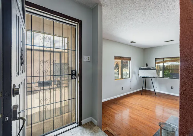 Photo 3 of Sale Pending at 917 8th Street SW, Albuquerque, NM 87102 | MLS# 1107609 | Listing updated on 2026-09-07