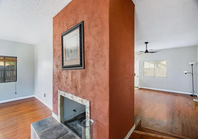 Photo 4 of Sale Pending at 917 8th Street SW, Albuquerque, NM 87102 | MLS# 1107609 | Listing updated on 2026-09-07