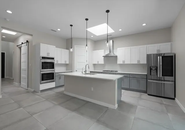 Photo 3 of Single family home for sale at 1702 Lark Dr Ne, Rio Rancho, NM 87144 | MLS# 1107618 | Listing updated on 2026-09-22