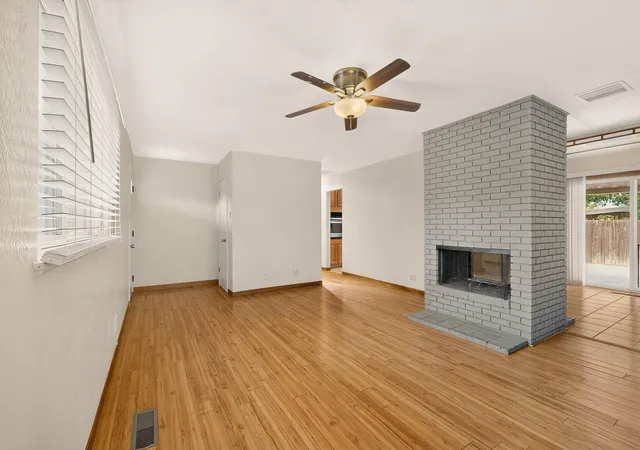 Photo 3 of Sale Pending at 1405 Betts St Ne, Albuquerque, NM 87112 | MLS# 1107646 | Listing updated on 2026-09-08
