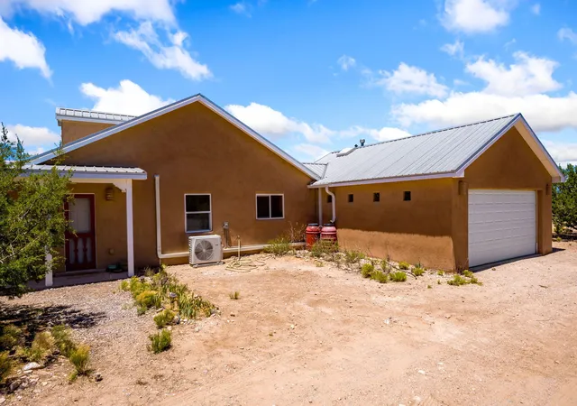 Photo 3 of Sale Pending at 60 Camino De La Questa Del Aire, Placitas, NM 87043 | MLS# 1107687 | Listing updated on 2026-09-24