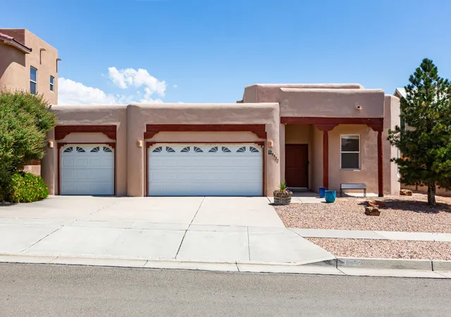 Photo 1 of Single family home for sale at 4621 Albany Ct Nw, Albuquerque, NM 87114 | MLS# 1107702 | Listing updated on 2026-09-08