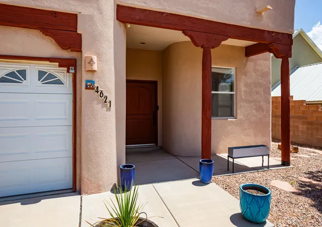 Photo 3 of Single family home for sale at 4621 Albany Ct Nw, Albuquerque, NM 87114 | MLS# 1107702 | Listing updated on 2026-09-08
