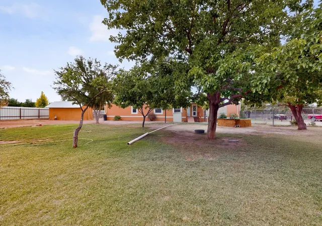 Photo 3 of Manufactured home for sale at 8 Kimberling Dr, Los Lunas, NM 87031 | MLS# 1107714 | Listing updated on 2026-09-09