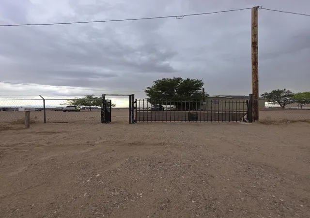 Photo 3 of Sale Pending at 1214 2nd Avenue Nw, Rio Rancho, NM 87124 | MLS# 1107748 | Listing updated on 2026-09-11