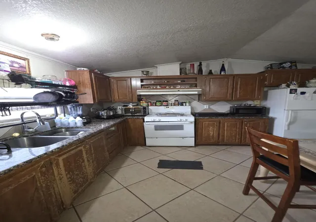 Photo 3 of Sale Pending at 1214 2nd Avenue NW, Rio Rancho, NM 87124 | MLS# 1107748 | Listing updated on 2026-09-11