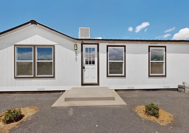 Manufactured home for sale at 517 E 1st Street NE, Rio Rancho, NM 87124 | MLS# 1107824