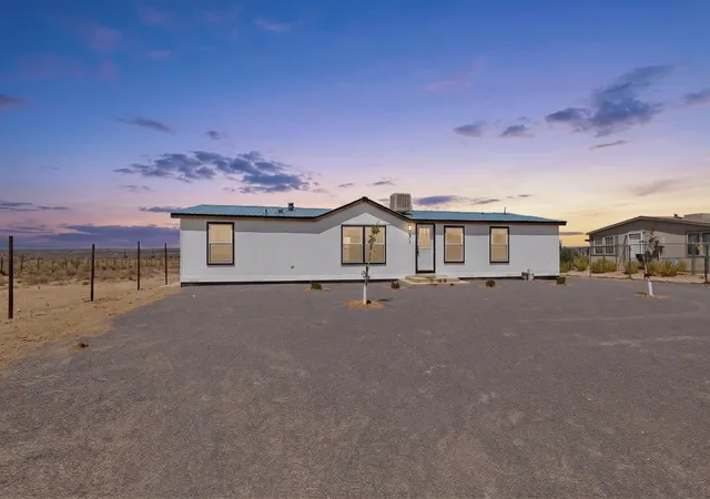 Photo 1 of Manufactured home for sale at 517 E 1st Street NE, Rio Rancho, NM 87124 | MLS# 1107824 | Listing updated on 2026-09-10