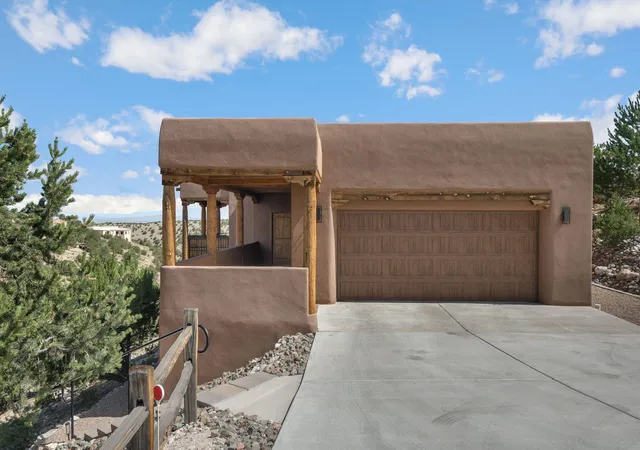 Photo 2 of Sale Pending at 7 Sunrise Dr, Placitas, NM 87043 | MLS# 1107830 | Listing updated on 2026-09-11