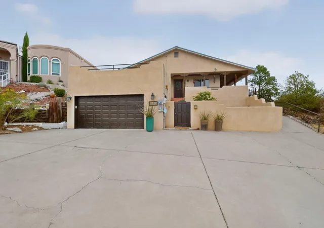 Photo 3 of Single family home for sale at 5105 Cascade Pl Nw, Albuquerque, NM 87105 | MLS# 1107856 | Listing updated on 2026-09-10