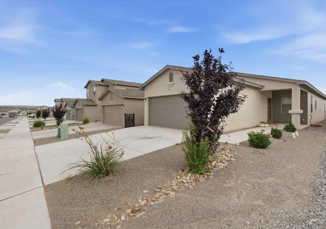Photo 3 of Single family home for sale at 6331 Gannett Dr Ne, Rio Rancho, NM 87144 | MLS# 1107878 | Listing updated on 2026-10-07