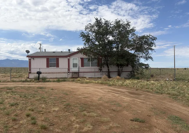 Manufactured home for sale at 73 Sportsman Dr, Los Lunas, NM 87031 | MLS# 1107968
