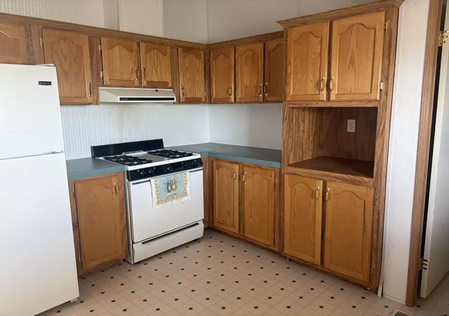 Photo 4 of Sale Pending at 73 Sportsman Dr, Los Lunas, NM 87031 | MLS# 1107968 | Listing updated on 2026-09-28