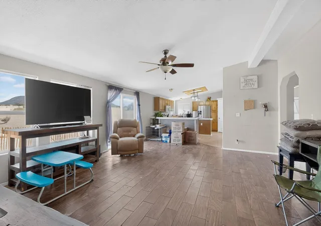 Photo 3 of Single family home for sale at 11 Northland Rd, Edgewood, NM 87015 | MLS# 1107994 | Listing updated on 2026-09-17