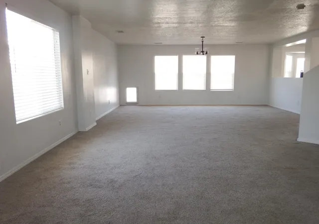 Photo 3 of Single family home for sale at 5317 Buckeye Ct Ne, Rio Rancho, NM 87144 | MLS# 1107491 | Listing updated on 2026-09-14