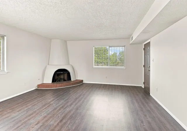 Photo 3 of Multi family home for sale at 650 Paisano St NE, Albuquerque, NM 87123 | MLS# 1108027 | Listing updated on 2026-09-07