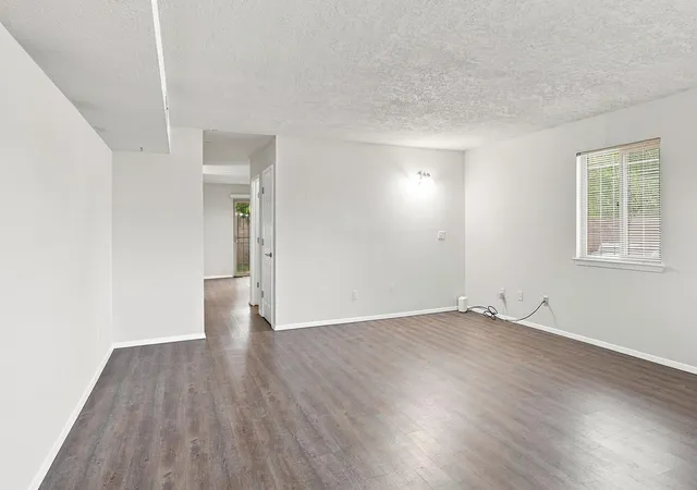 Photo 4 of Multi family home for sale at 650 Paisano St NE, Albuquerque, NM 87123 | MLS# 1108027 | Listing updated on 2026-09-07
