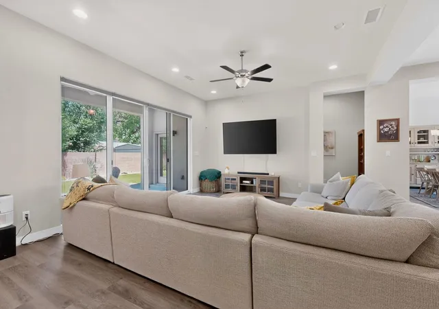 Photo 3 of Single family home for sale at 239 Vista Azul Ln Nw, Albuquerque, NM 87114 | MLS# 1108043 | Listing updated on 2026-10-05