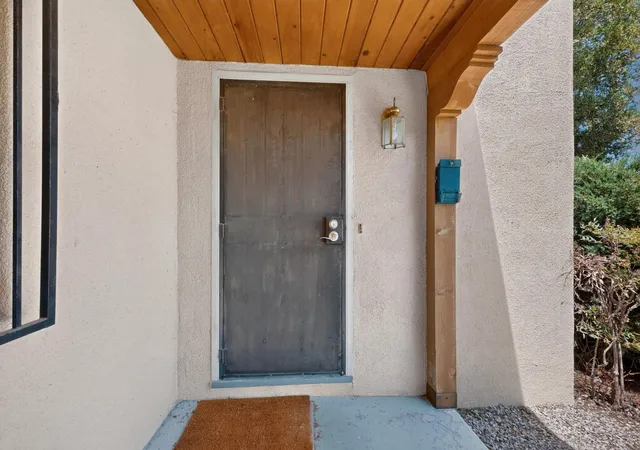 Photo 3 of Single family home for sale at 629 Dartmouth Dr Ne, Albuquerque, NM 87106 | MLS# 1108110 | Listing updated on 2026-09-10