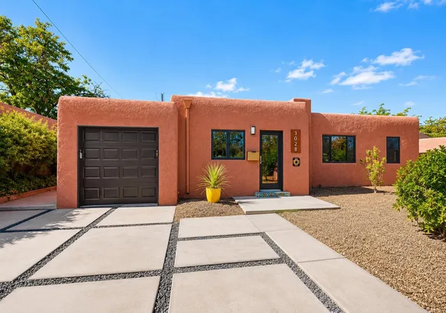 Photo 2 of Sale Pending at 3028 Frontier Ave Ne, Albuquerque, NM 87106 | MLS# 1108155 | Listing updated on 2026-09-19