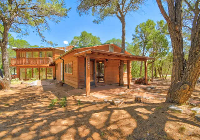 Photo 1 of Single family home for sale at 27 La Cresta Cir, Tijeras, NM 87059 | MLS# 1108193 | Listing updated on 2026-09-10