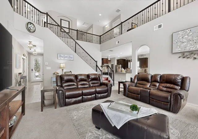 Photo 1 of Sale Pending at 1704 Roble Dr Se, Rio Rancho, NM 87124 | MLS# 1108206 | Listing updated on 2026-09-04