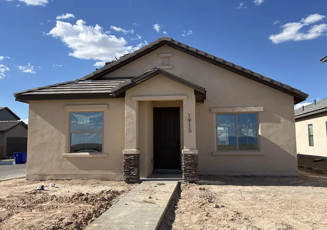 Photo 1 of Sale Pending at 1913 Stryker Rd Se, Albuquerque, NM 87106 | MLS# 1108176 | Listing updated on 2026-09-29
