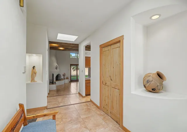 Photo 4 of Sale Pending at 7707 Cedar Cyn Pl NE, Albuquerque, NM 87122 | MLS# 1108279 | Listing updated on 2026-08-30
