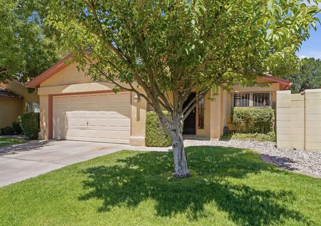 Photo 3 of Single family home for sale at 10613 Central Park Dr NE, Albuquerque, NM 87123 | MLS# 1108283 | Listing updated on 2026-09-03