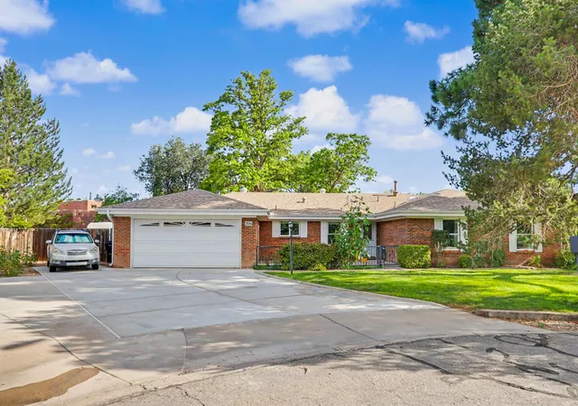 Photo 2 of Single family home for sale at 3116 La Mancha Pl Nw, Albuquerque, NM 87104 | MLS# 1108327 | Listing updated on 2026-09-13
